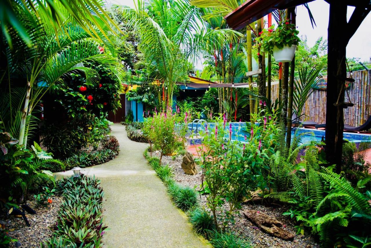 Cabinas D'Val Uvita Kültér fotó