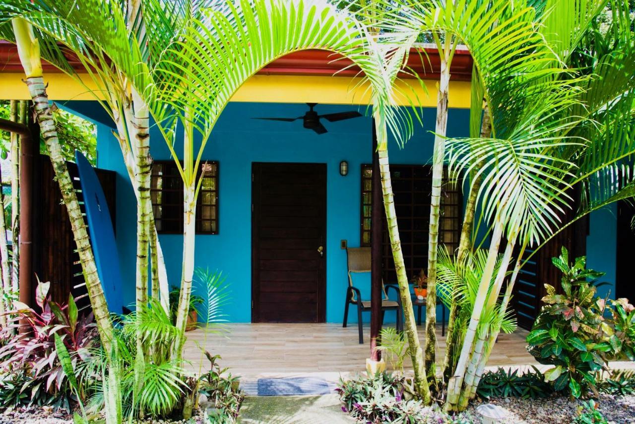 Cabinas D'Val Uvita Kültér fotó
